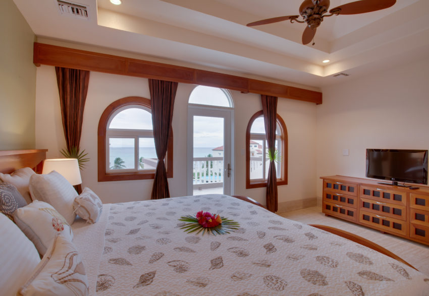 4bed - masterbedroom master bedroom in the the four bedroom suite at grand caribe belize san pedro
