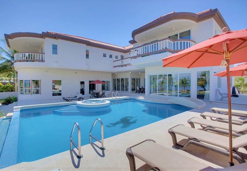 FiveBedroomBeachfrontVilla12 the five bedroom beach front villa at grand caribe belize san pedro