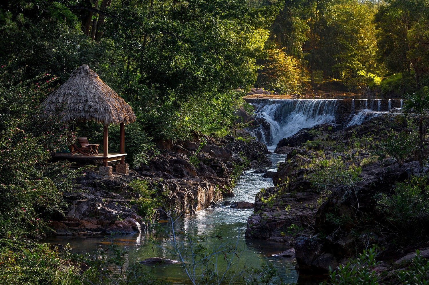 blancaneaux lodge grounds