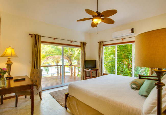 main house 2nd ocean view main house 2nd ocean view at ray caye island resort in belize