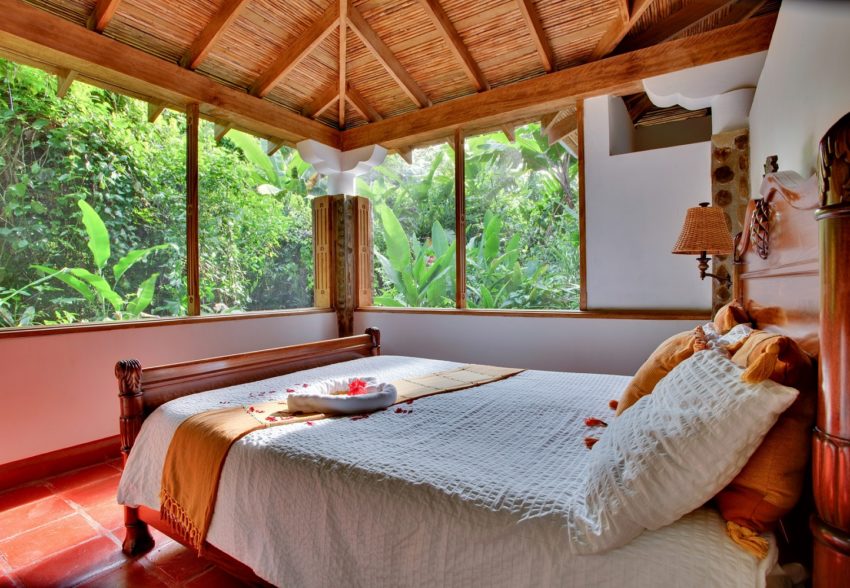 jungle suites at cave branch jungle lodge in belize