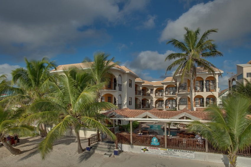 front view of the restaurant and hotel of sunbreeze suite on the island of ambergris caye belize