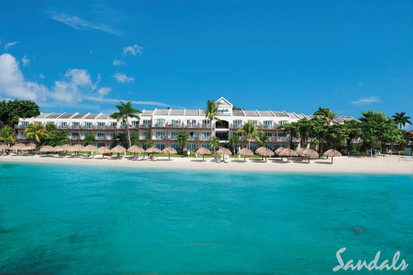 the beachfront sandals negril on 7 miles beach in negril jamaica