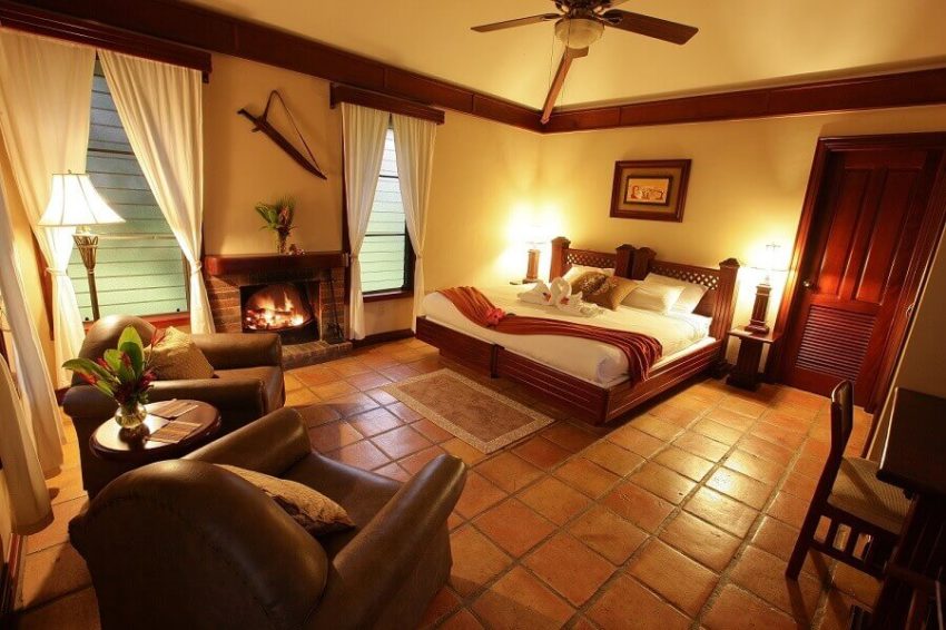 Estate Rooms, Hidden Valley Inn Estate Rooms, Hidden Valley Inn